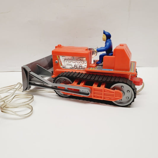Vintage BATTERY OPERATED REMOTE CONTROL BULLDOZER