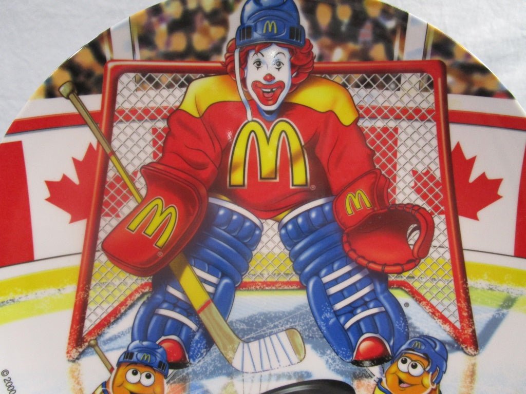 2000 McDonald's Hockey Plate Ronald as Goalie (82619) 10" - Cactus Jax Unique Collectibles
