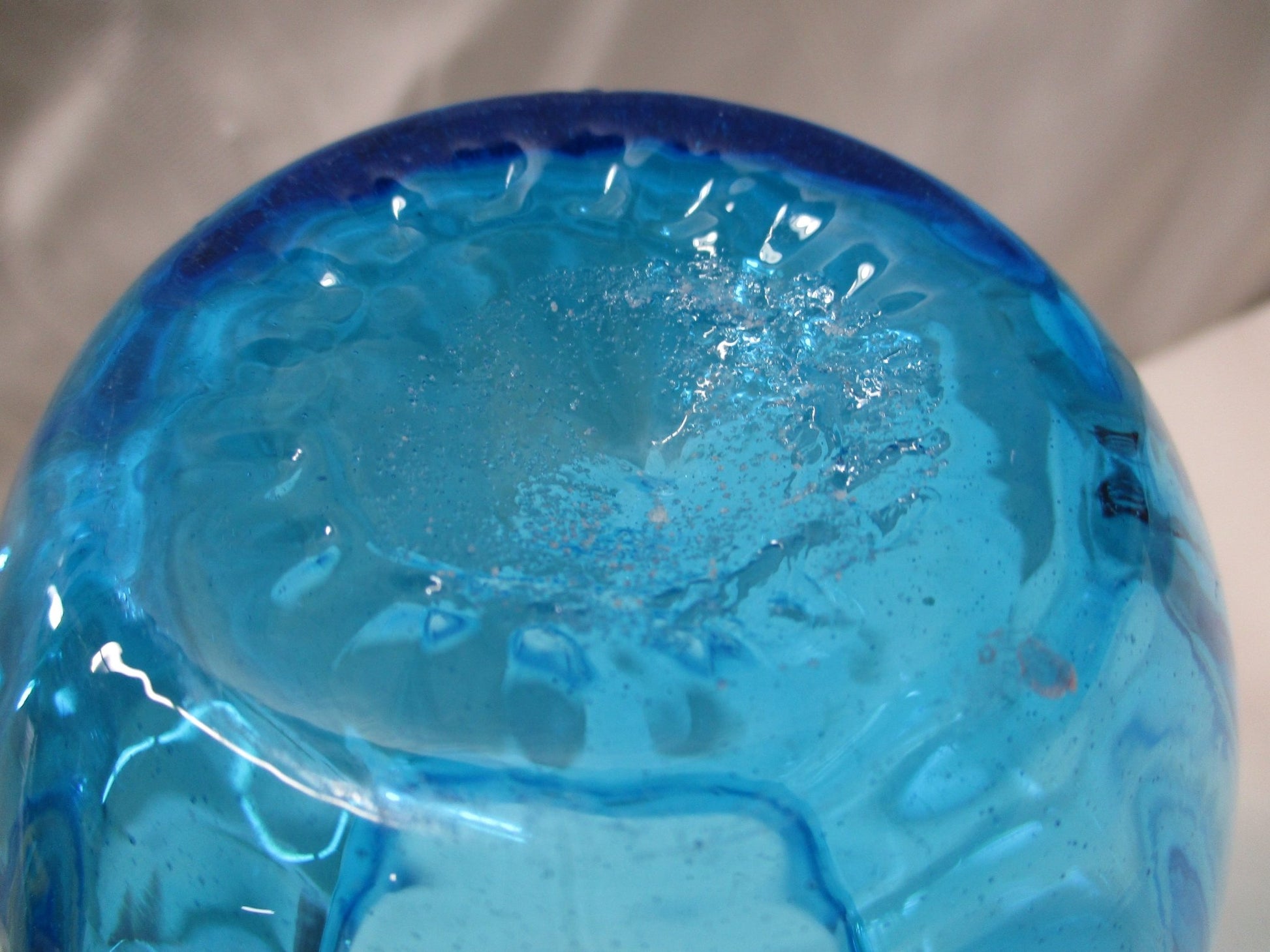 Art Glass Blue Vase (74709 - Cactus Jax Unique Collectibles