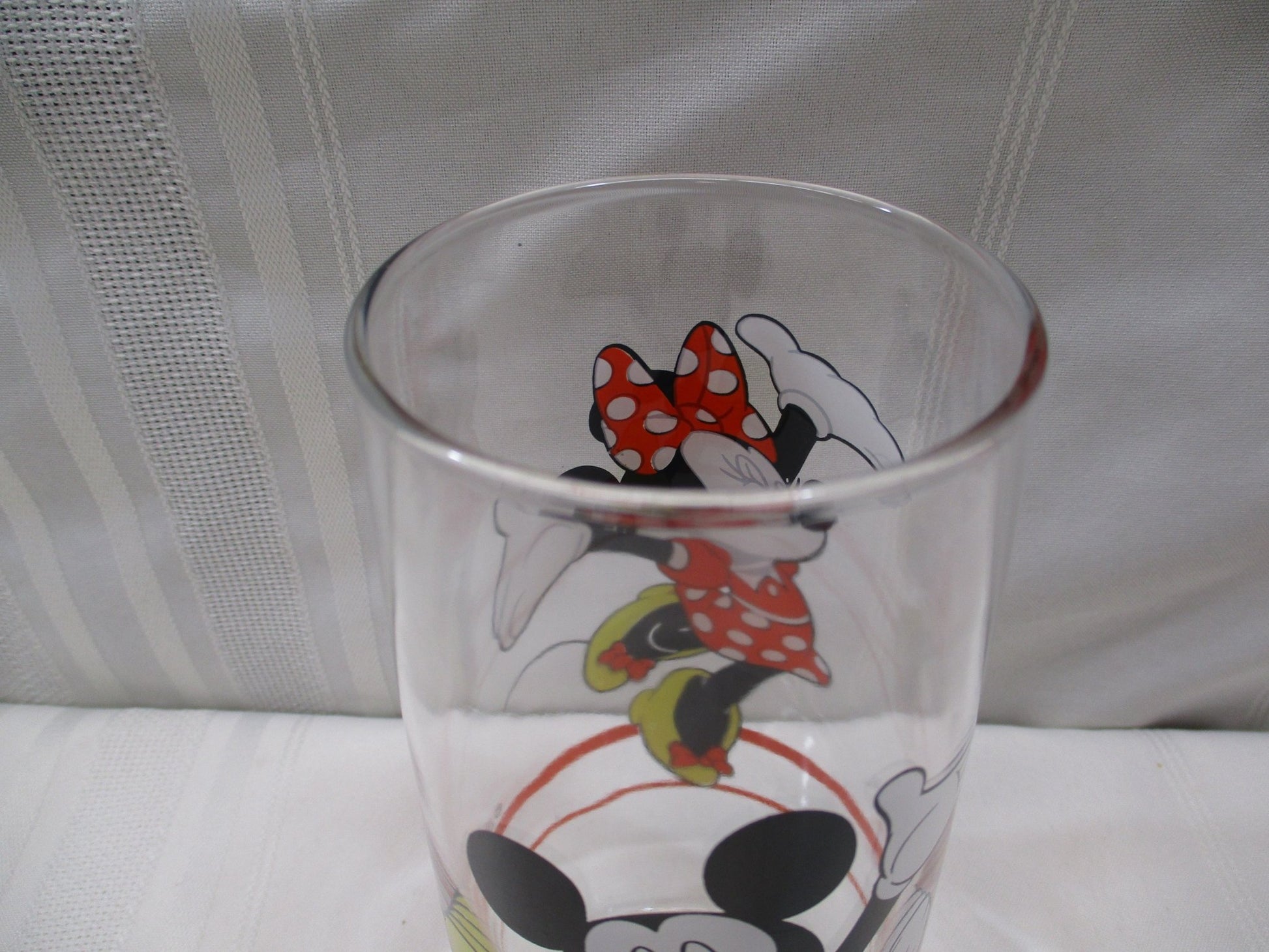 Minnie Mouse Disney Glass (74691 - Cactus Jax Unique Collectibles