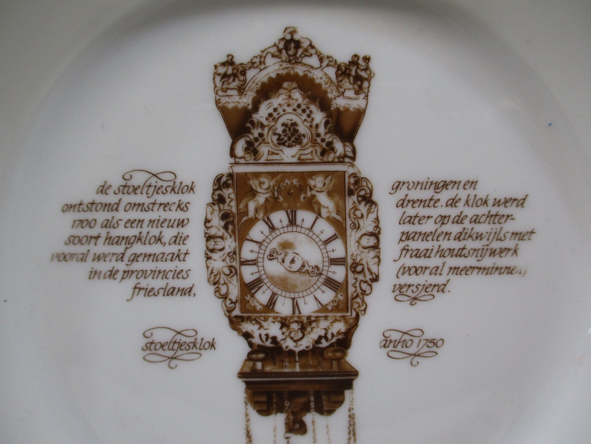 Mitterteich Porzellan Plate Clock (74714 - Cactus Jax Unique Collectibles