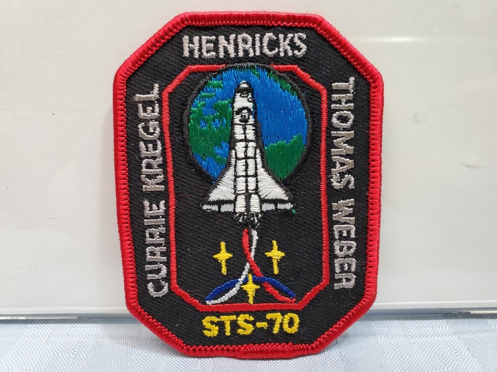 NASA Patch STS-70 Henricks Currie Kregel Thomas Weber (34366) - Cactus Jax Unique Collectibles