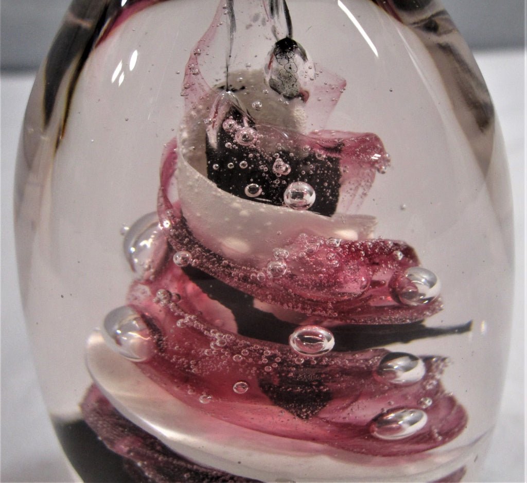 SIGNED Art Glass Paperweight 1988 (82333 - Cactus Jax Unique Collectibles
