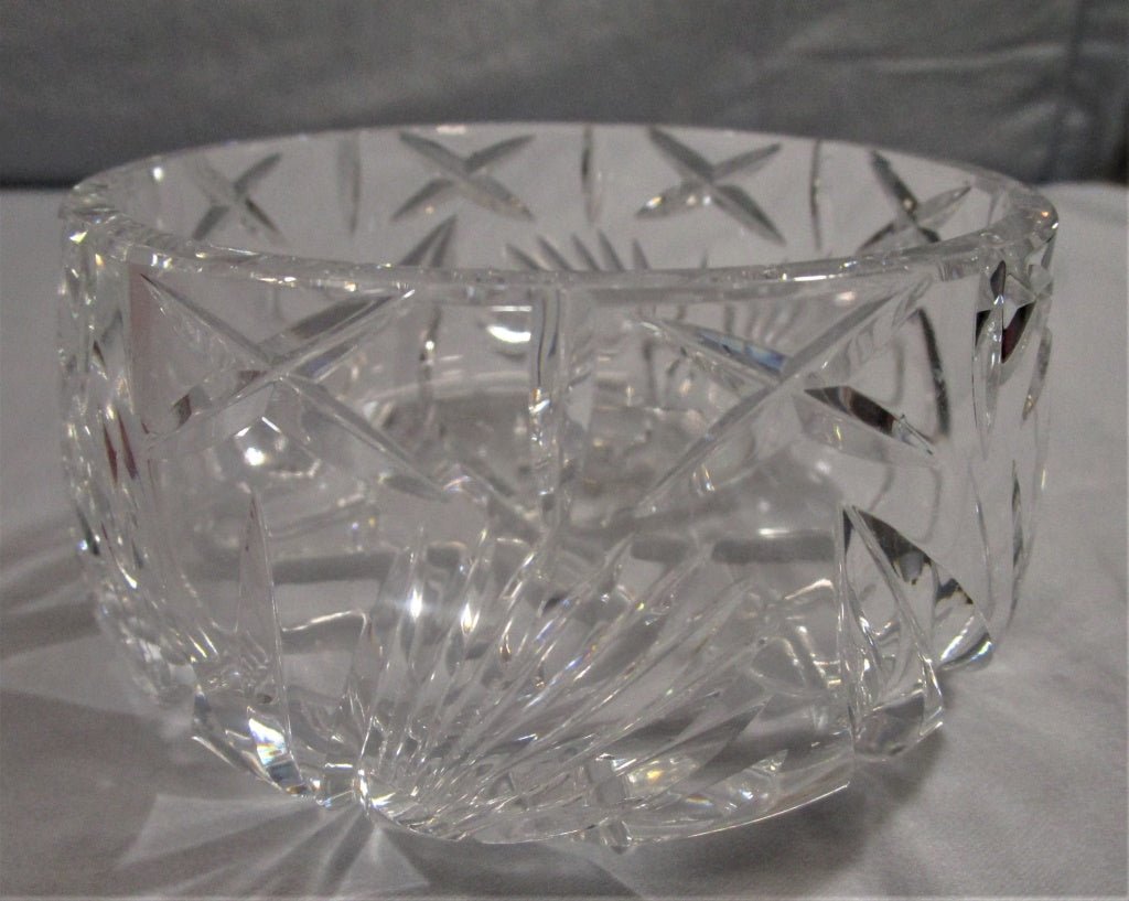 Small Crystal Bowl (82365 - Cactus Jax Unique Collectibles