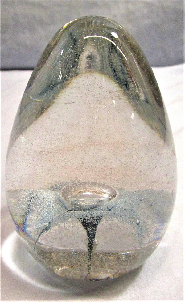 art-glass-paperweight
