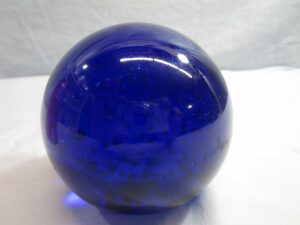 cobalt-blue-art-glass-paperweight